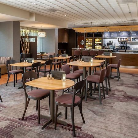 Courtyard By Marriott Portland Airport Hotel Eksteriør billede