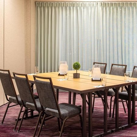 Courtyard By Marriott Portland Airport Hotel Eksteriør billede